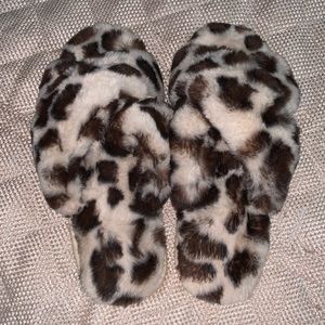 Shiraleah fuzzy slippers